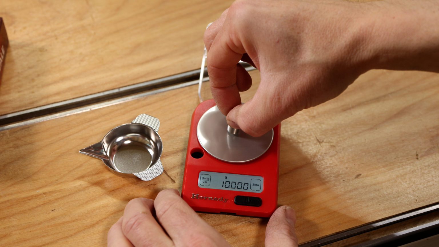 Hornady New Scales G31500 Pocket Scale, M2 Digital Bench Scale