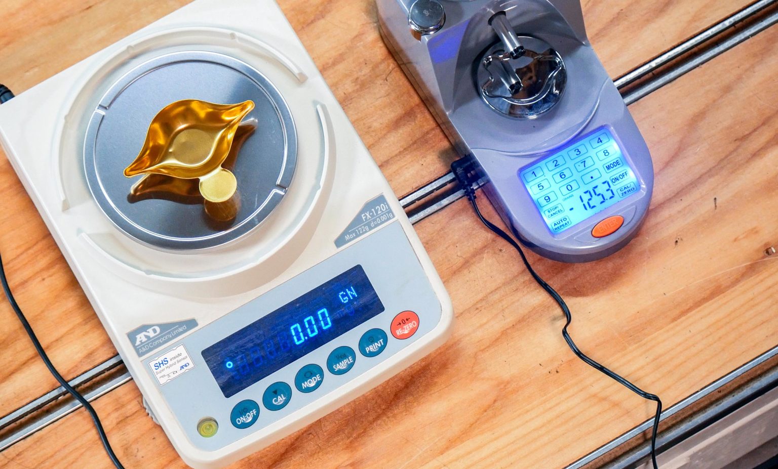 Lyman Gen 6 Compact Touch Screen Powder System Ultimate Reloader