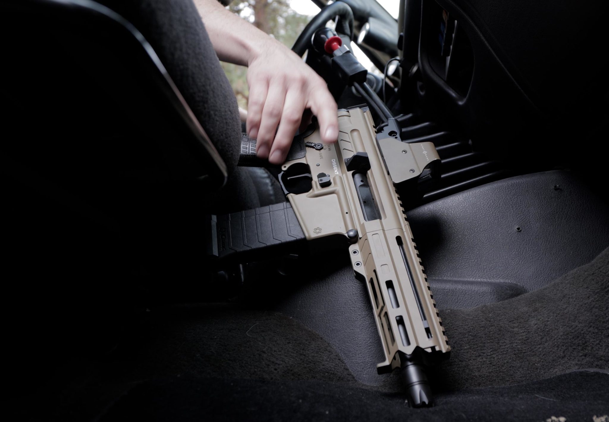 NEW: CMMG DISSENT Bufferless AR Pistol Hands-On (5.7x28mm) – Ultimate ...